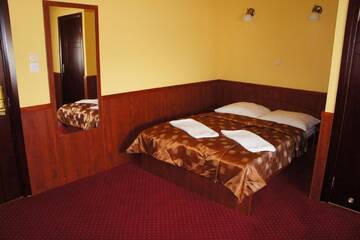 Фото номера Двухместный номер с 1 кроватью Отель Hotel Dobosz г. Полице 4